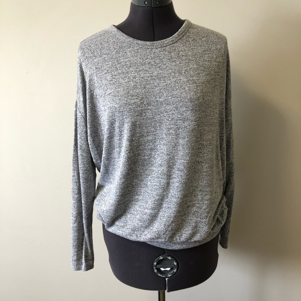 2 FOR $12 // Wilfred free heather grey sweater